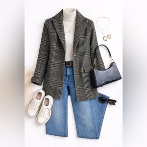 Women's Grey Plaid Single-Button Coat.